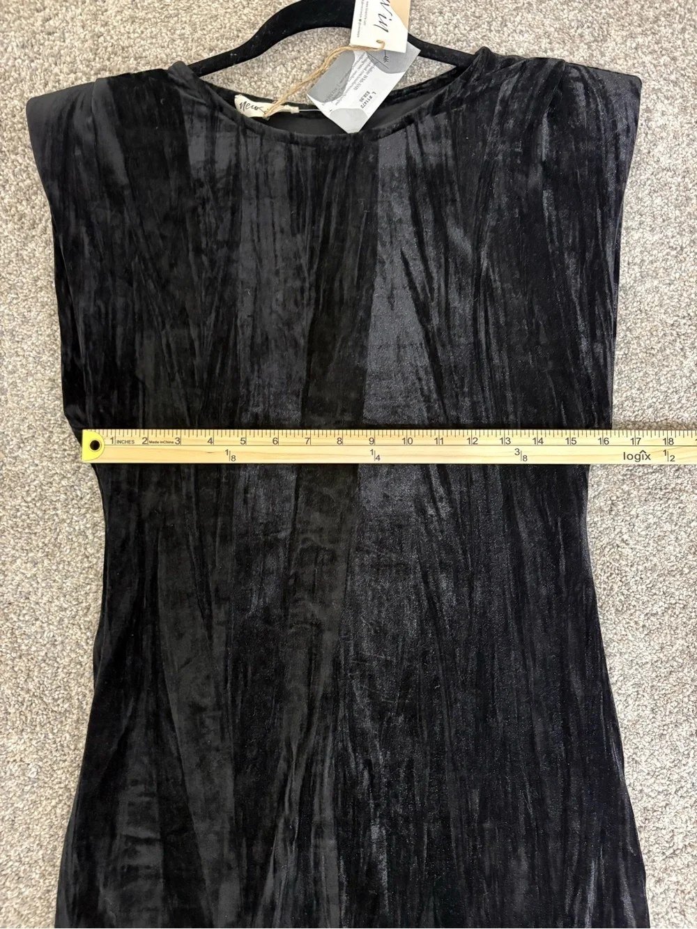 Structured Shoulder Black Velvet Mini Dress - Picture 7 of 8